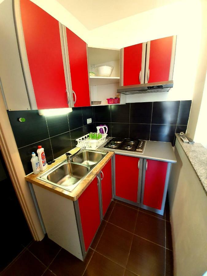 דרבניק Apartments Lara מראה חיצוני תמונה