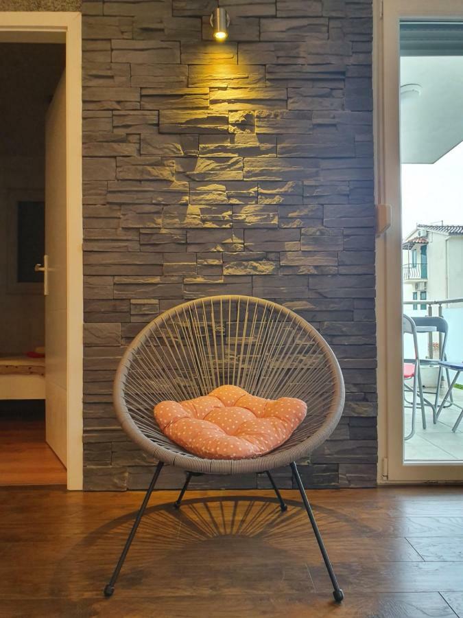 דרבניק Apartments Lara מראה חיצוני תמונה