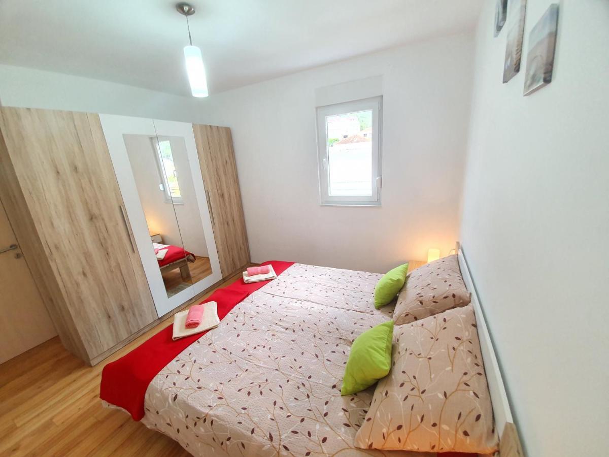 דרבניק Apartments Lara מראה חיצוני תמונה
